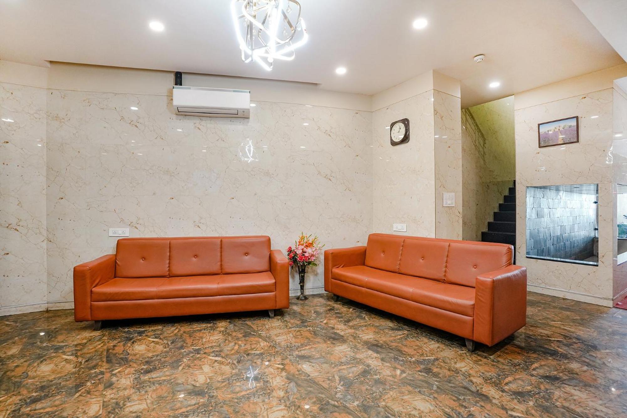 Fabhotel Vertigo Suites - Nr Bkc Mumbai Bagian luar foto