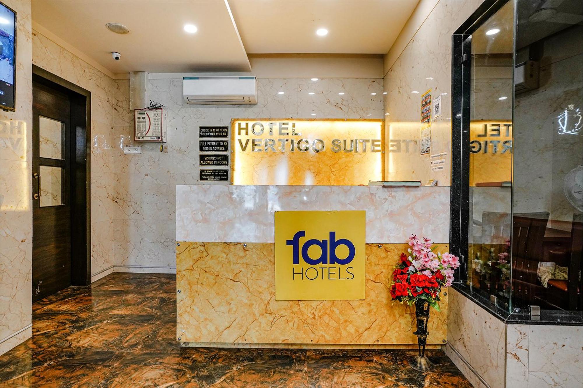 Fabhotel Vertigo Suites - Nr Bkc Mumbai Bagian luar foto